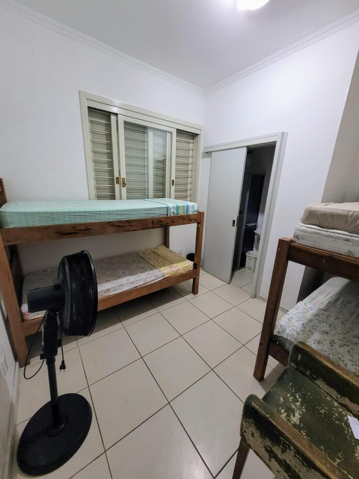 Man'S Place Hostel Masculino Порту Алегри Екстериор снимка
