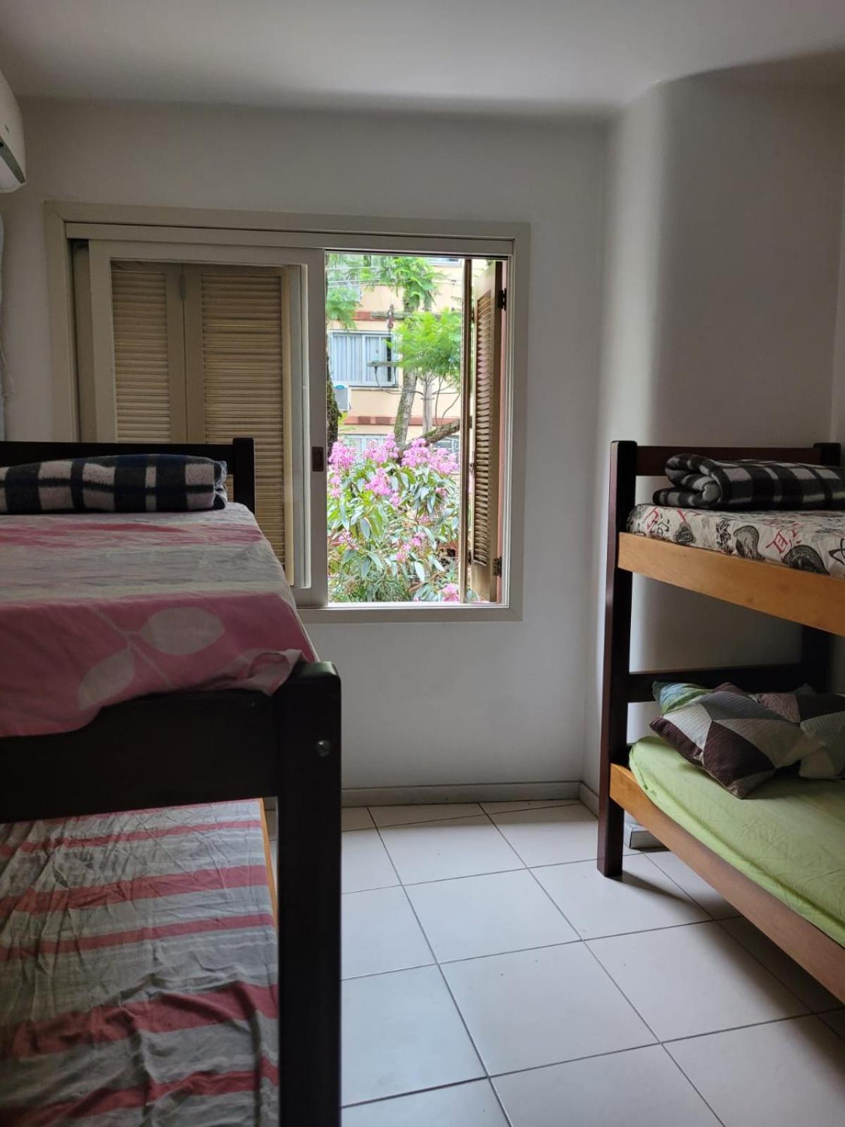 Man'S Place Hostel Masculino Порту Алегри Екстериор снимка